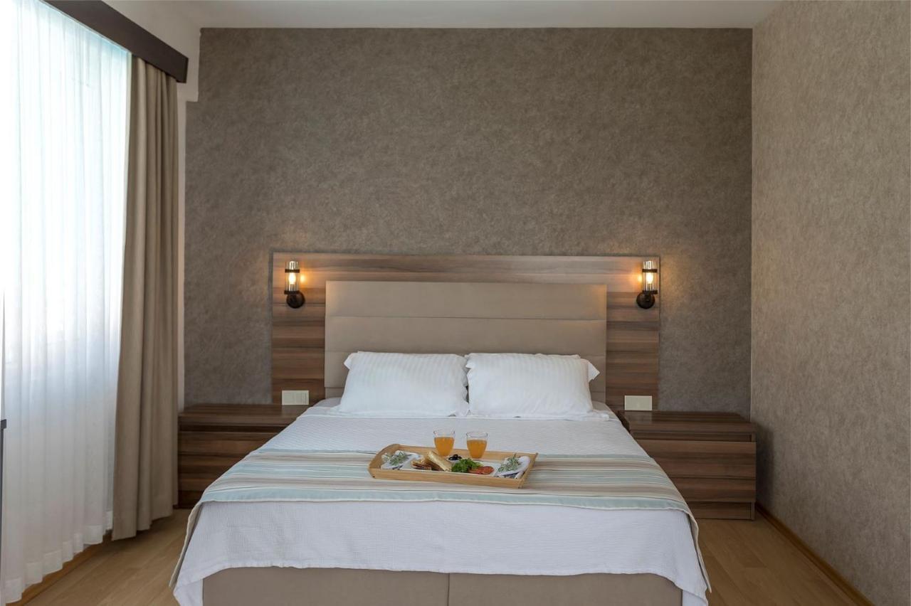 Troas Beach Hotel Tavakli Екстер'єр фото