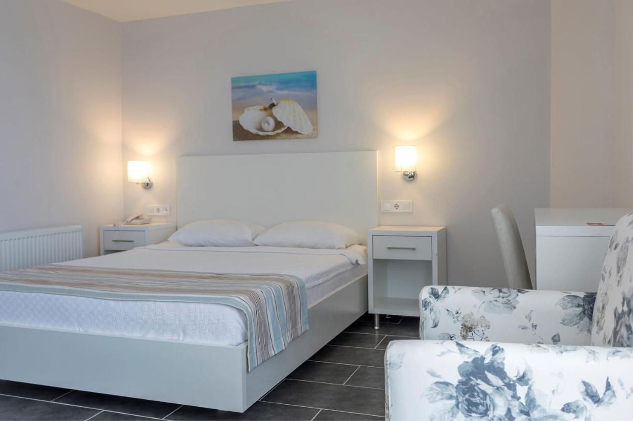 Troas Beach Hotel Tavakli Екстер'єр фото