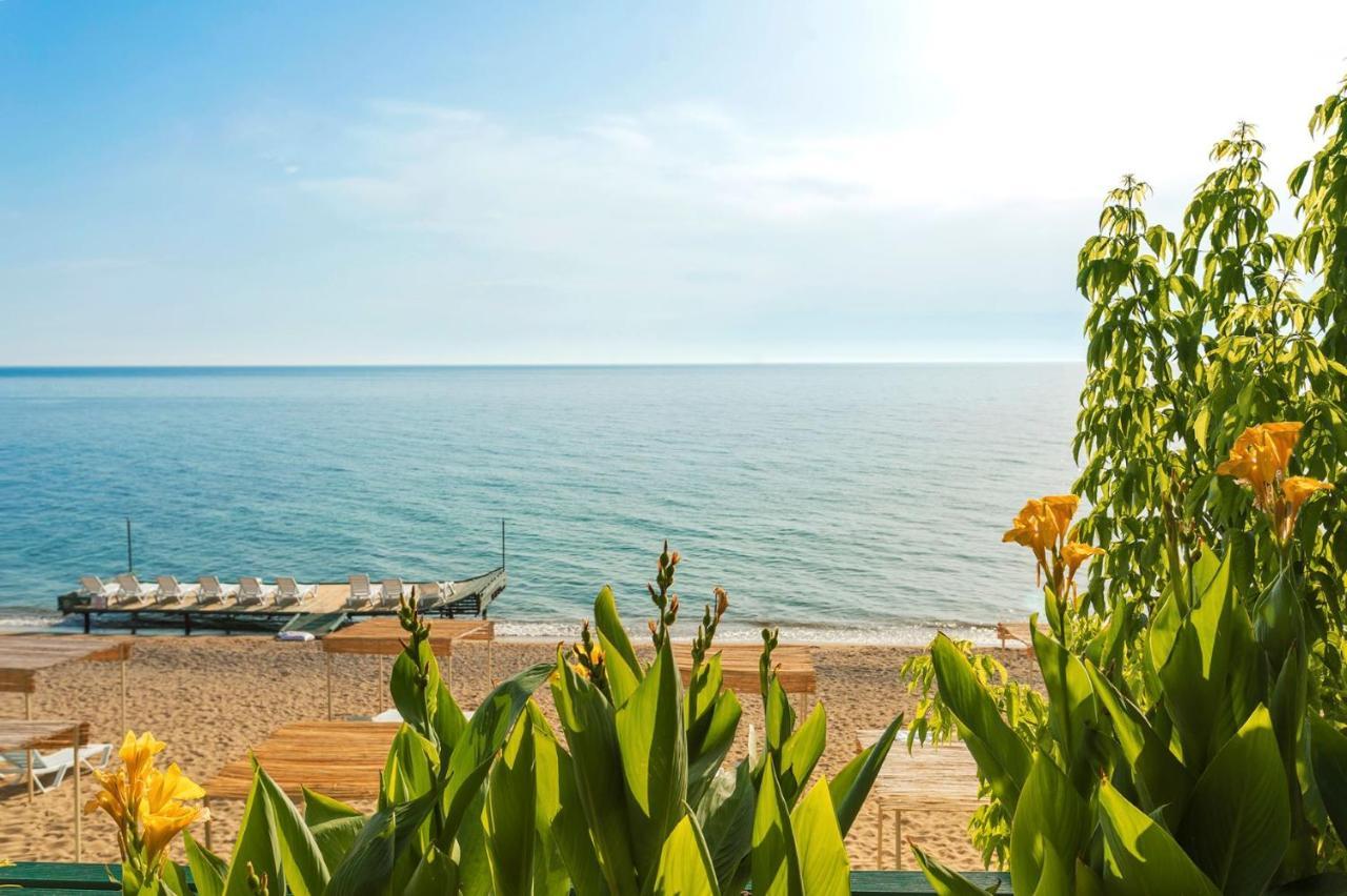 Troas Beach Hotel Tavakli Екстер'єр фото