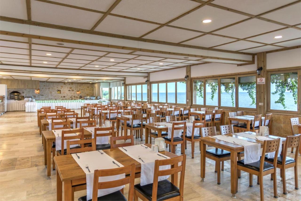 Troas Beach Hotel Tavakli Екстер'єр фото