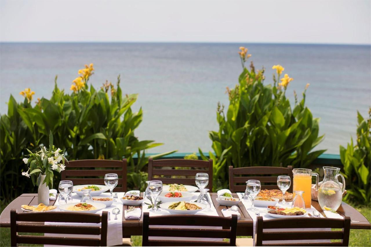 Troas Beach Hotel Tavakli Екстер'єр фото