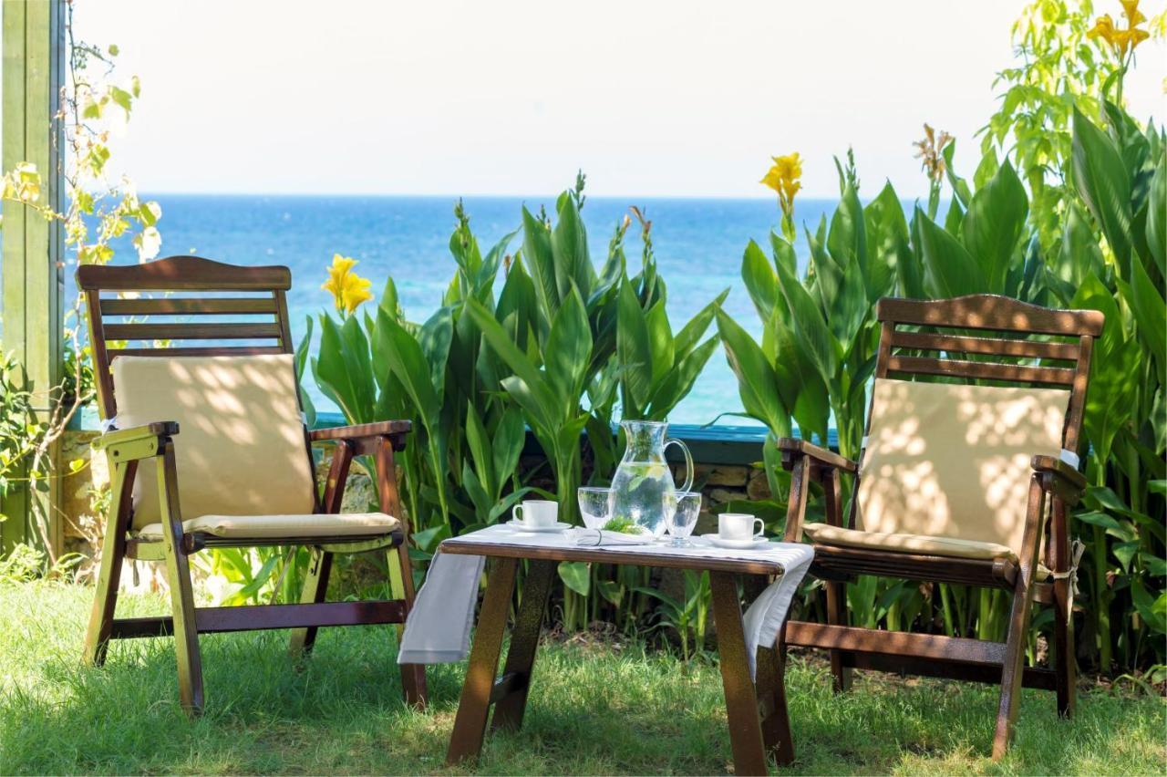 Troas Beach Hotel Tavakli Екстер'єр фото
